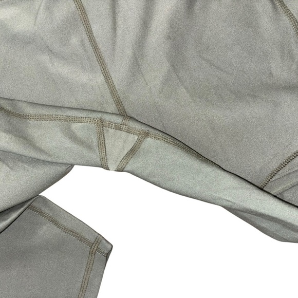 Eddie Bauer Ribbed Moto Olive Green Crop Leggings Women’s M Hiking Outdoor Pants - Picture 7 of 12